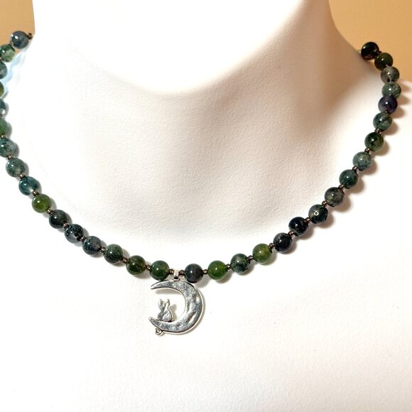 Genuine Gemstone Green Moss Agate Silver Cat on the Moon Beaded Short Necklace - Picture 2 of 13